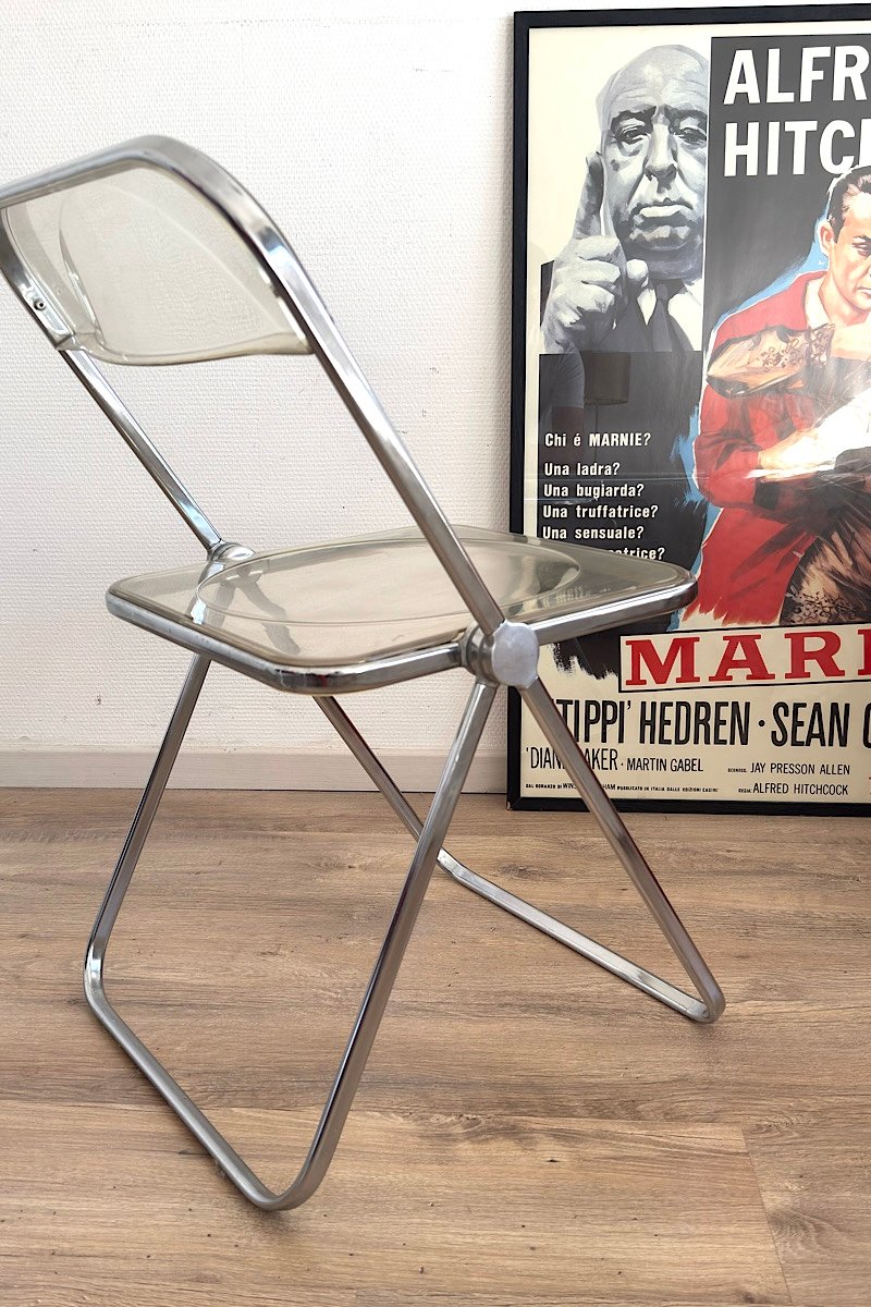 Chaise Plia Castelli, vue de dos