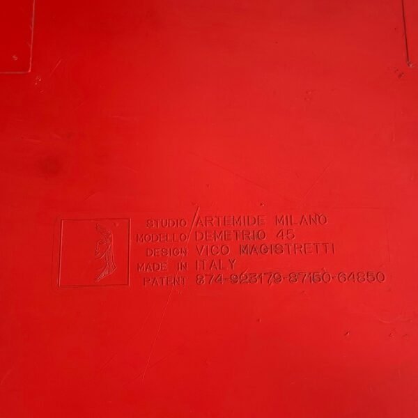 Paire de tables basses Vico Magistretti