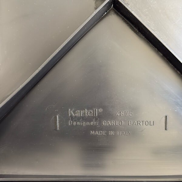 Chaise Kartell 4875, design Carlo Bartoli