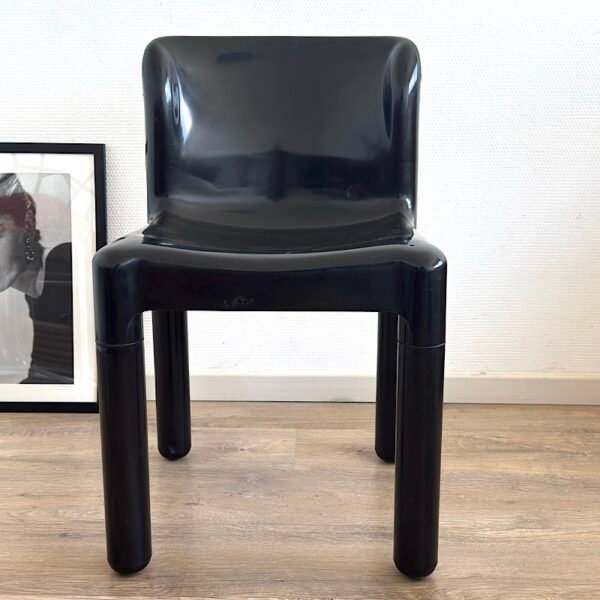 Chaise Kartell 4875, design Carlo Bartoli