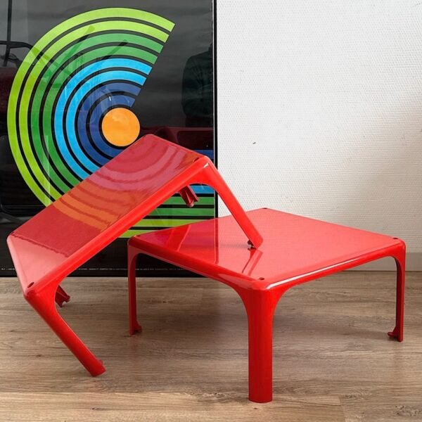 Paire de tables basses Vico Magistretti