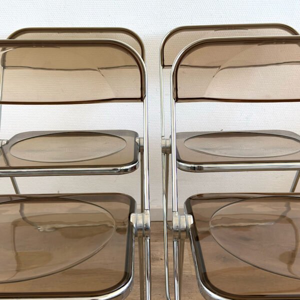 4 chaises Plia, Giancarlo Piretti pour Castelli