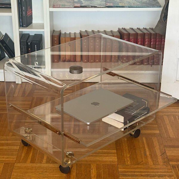 Table basse en plexiglas vintage
