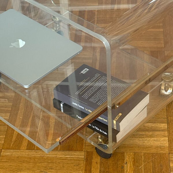 Table basse en plexiglas vintage