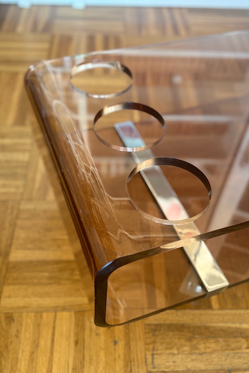 Table basse / Bar Michel Dumas en plexiglas fumé – Image 3