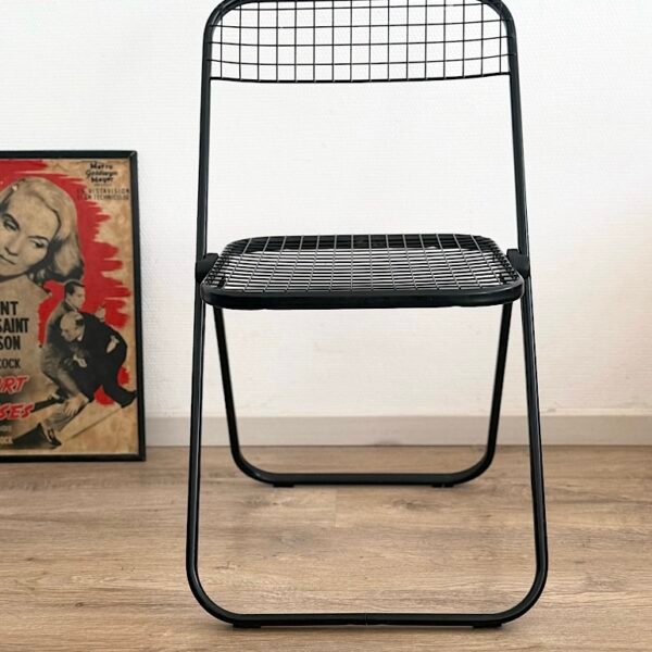 Chaise pliante Talin vintage de couleur noire, vue de face